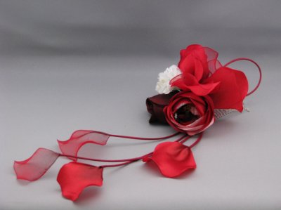 画像3: バラ髪飾り　花びらさがり付き　レッド/赤&ホワイト/白