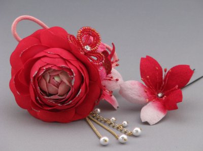 画像4: 髪飾り 着物 成人式 振袖 袴 卒業式 結婚式 七五三 バラ 桜 つまみ細工 花 髪飾り さがり付き レッド 赤 ピンク
