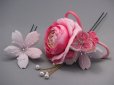 画像1: バラ・桜&つまみ細工・花髪飾り さがり付き ピンク (1)