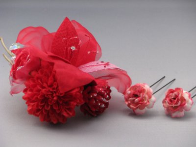 画像5: 髪飾り 着物 成人式 振袖 袴 卒業式 結婚式 七五三 ゆり バラ マム 花 髪飾り さがり付き レッド 赤 ピンク