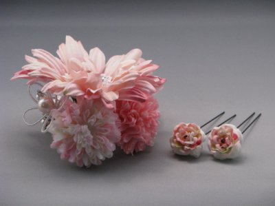 画像5: [着物・成人式・袴・卒業式・結婚式・ウェディング]マーガレット・マム花&バラ花髪飾りさがり付き ピンク