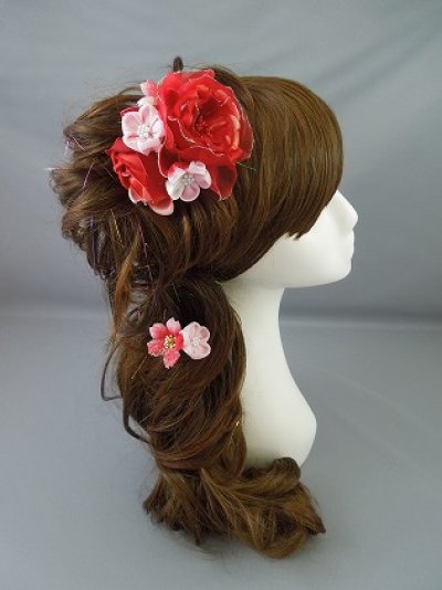 画像1: 髪飾り 着物 成人式 振袖 袴 卒業式 結婚式 七五三 バラ 桜 つまみ細工 花 髪飾り レッド 赤 ピンク