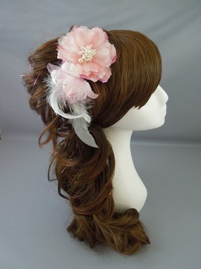 画像1: [着物・成人式・袴・卒業式・結婚式・ウェディング・パーティー]花髪飾り 羽飾り付き ピンク