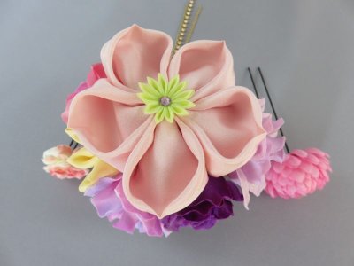 画像4: 髪飾り 着物 成人式 振袖 袴 卒業式 結婚式 七五三 つまみ細工 バラ 髪飾り さがり 付き パープル 紫