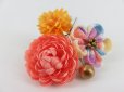 画像3: 髪飾り 着物 成人式 振袖 袴 卒業式 結婚式 七五三  ちりめんつまみ細工 髪飾り ピンク 濃いピンク 白 オレンジ グラデーション 花4点セット (3)