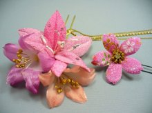 他の写真2: ちりめん桜・ゆり髪飾り ピンク＆パープル/紫