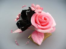 他の写真3: バラ髪飾り ピンク&ブラック/黒