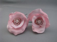 他の写真3: ウェディングブーケ　お揃い髪飾り　バラ&蝶々　ピンク&ホワイト/白