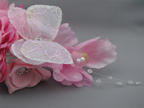画像: ウェディングブーケ　お揃い髪飾り　バラ&蝶々　ピンク&ホワイト/白