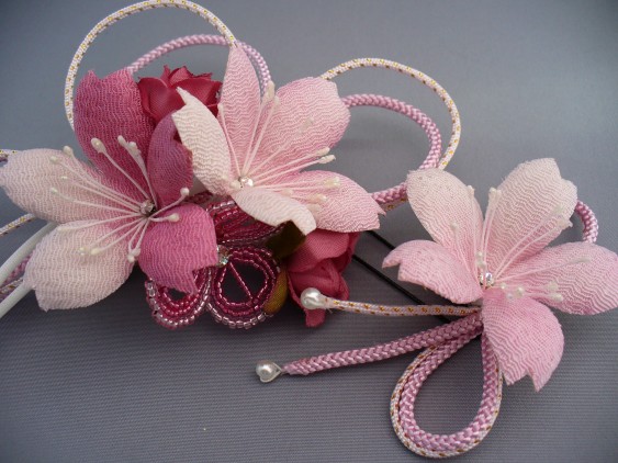 髪飾り 着物 成人式 振袖 袴 卒業式 結婚式 七五三 ちりめん 桜 髪飾り ピンク さがり付き フラワールームすみれ