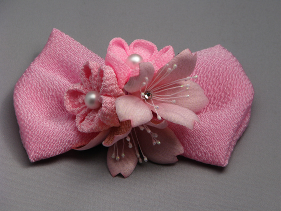 七五三リボン髪飾り 桜&ちりめんつまみ細工 ピンク - フラワールームすみれ