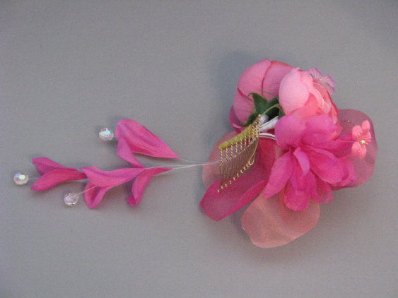 画像: バラ花髪飾り 花びらさがり付き ピンク