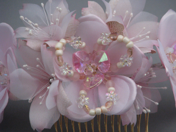 画像: 髪飾り 着物 成人式 振袖 袴 卒業式 結婚式 七五三 桜 花 髪飾り 3点セット ピンク