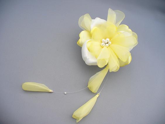 画像1: [着物・成人式・袴・卒業式・結婚式・ウェディング・パーティー]花髪飾り　花さがり付き　イエロー/黄色＆ホワイト/白