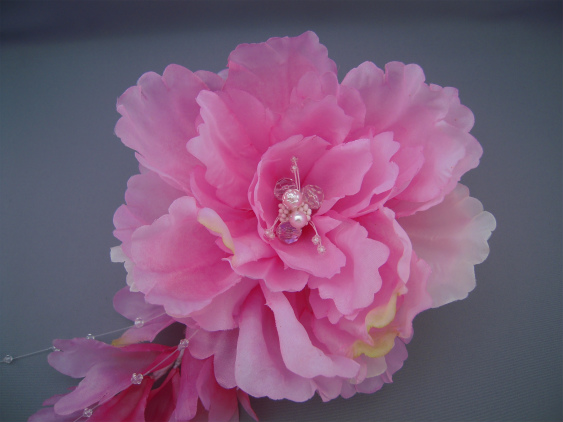 画像: [着物・成人式・袴・卒業式・結婚式・ウェディング・パーティー]花髪飾り　花びらさがり付き　ピンク