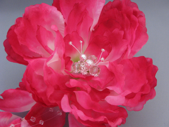 画像: [着物・成人式・袴・卒業式・結婚式・ウェディング・パーティー]花髪飾り 花びらさがり付き レッド/赤