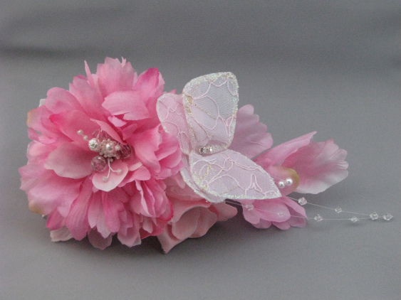 画像: ウェディングブーケ　お揃い髪飾り　バラ&蝶々　ピンク&ホワイト/白