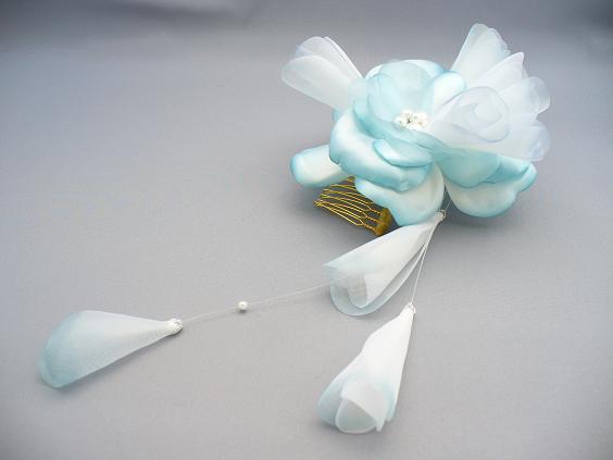 画像: [着物・成人式・袴・卒業式・結婚式・ウェディング・パーティー]花髪飾り　花さがり付き　ライトブルー/水色