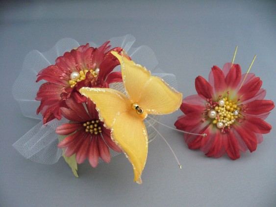 画像: [着物・成人式・袴・卒業式・結婚式・ウェディング]蝶々&花髪飾り　パールさがり付き　レッド/赤&イエロー/黄色