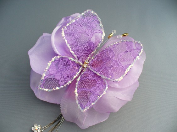 画像: [着物・成人式・袴・卒業式・結婚式・ウェディング・パーティー]蝶々髪飾り 花型ダイヤチェーンさがり付き パープル/紫
